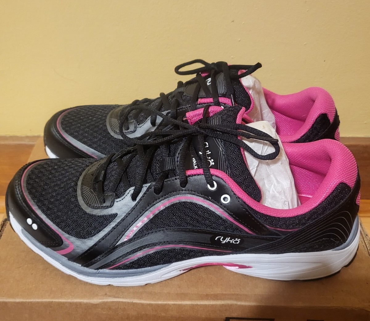 Ryka Women's Sky Walk Walking Shoes, Black Plum Pink, US M Size