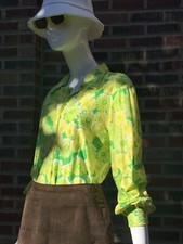 vintage 70s floral button down