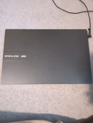 ASUS Vivobook 14'' FHD Laptop Intel Core i5 12GB 256GB SSD Laptop Pristine