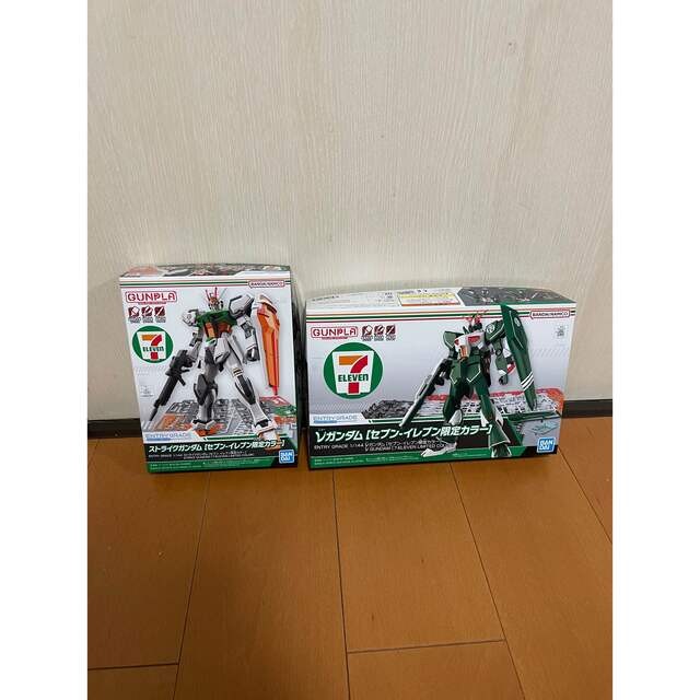 GUNPLA Gundam 1/144 Plastic Model Kit Seven Eleven Limited Set of 2