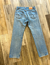 Vintage Levi's Men's Blue Cotton Denim Straight Fit Mid Rise Jeans Medium Wash