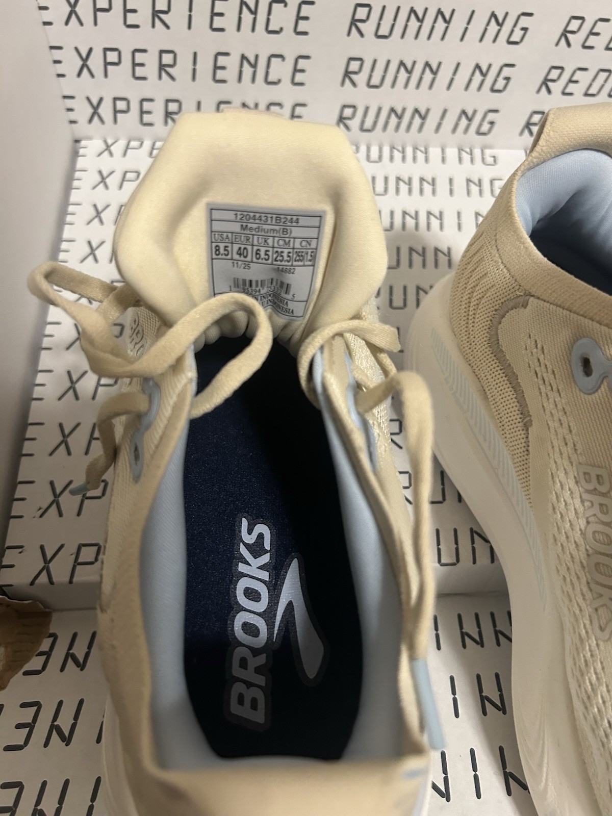 brooks adrenaline gts 25 womens 8.5 thumbnail 2