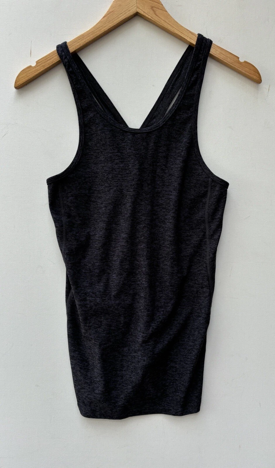beyond-yoga sleeveless workout shirt tank-top