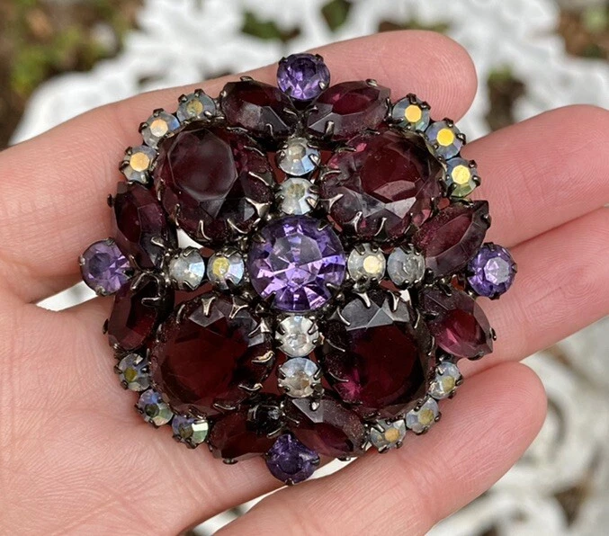 Juliana 2024 vintage brooches