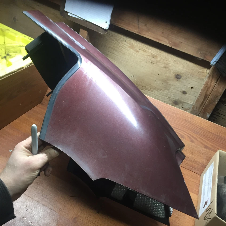 1986 SUZUKI Cavalcade GV 1400 GD Faux Gas Tank Radio Cover Faring Burgundy B30 - Image 4 of 4