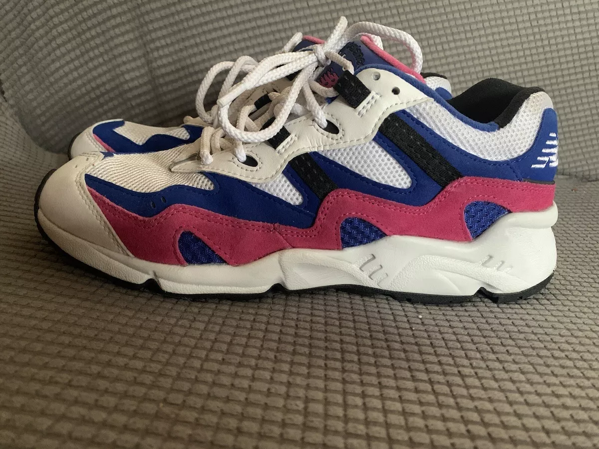 New balance hotsell white pink blue
