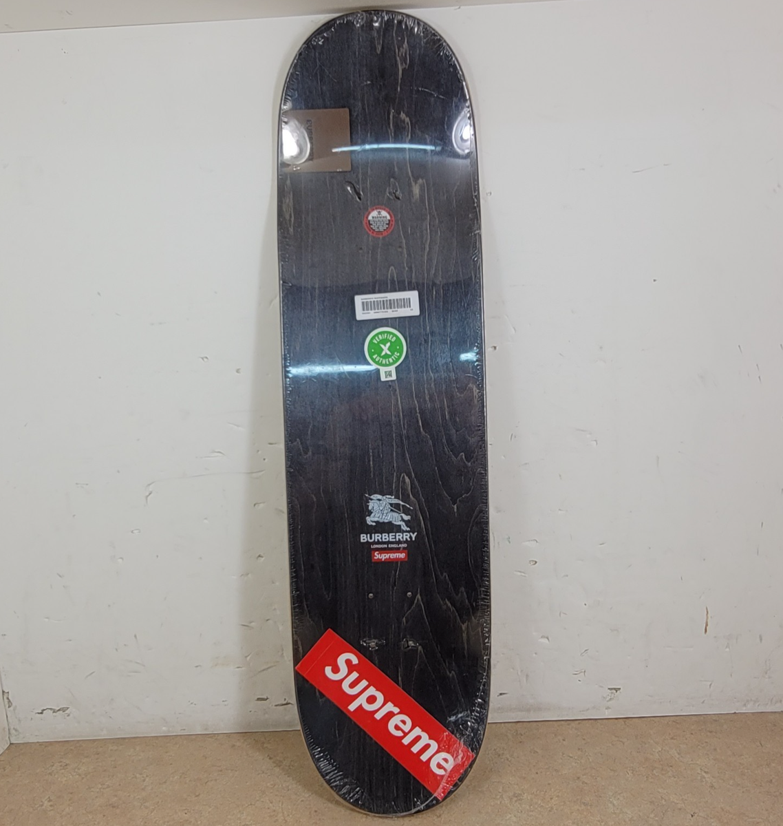 Burberry Supreme Skateboard Deck Beige SS22SB1 - Never Used | eBay