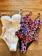 Cupshe Women's One Piece Swimsuit(s) Size Small Brand New with Tags Attached