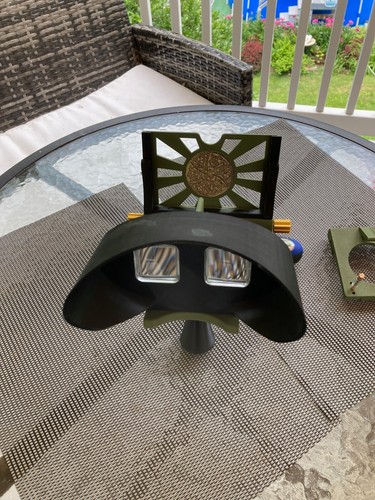 Stereoscope Stereo Card Viewer w/LED Light & iPhone Attachment by ZAYA-RUZO - Picture 2 of 9