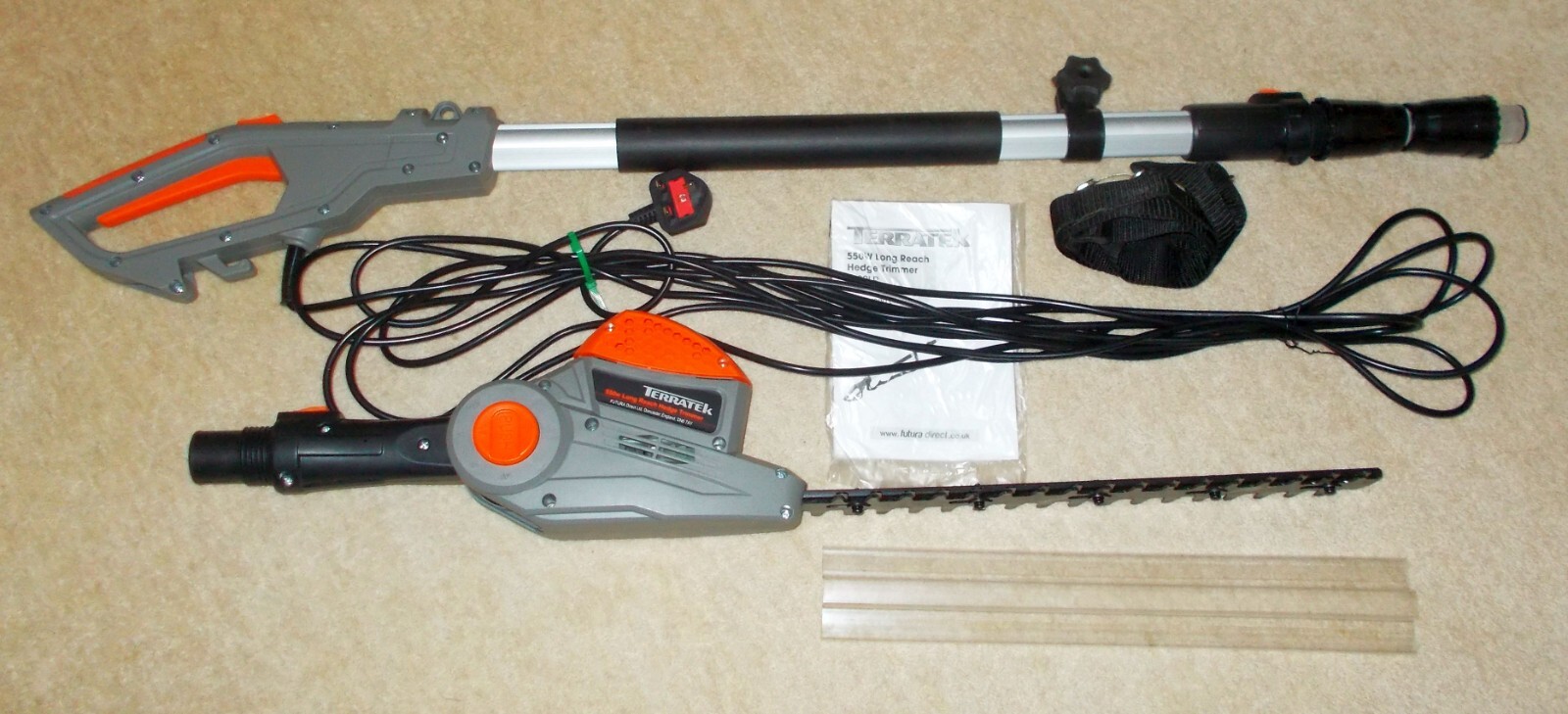 Terratek Long Reach Telescopic Electric Hedge Trimmer Pole New Unused
