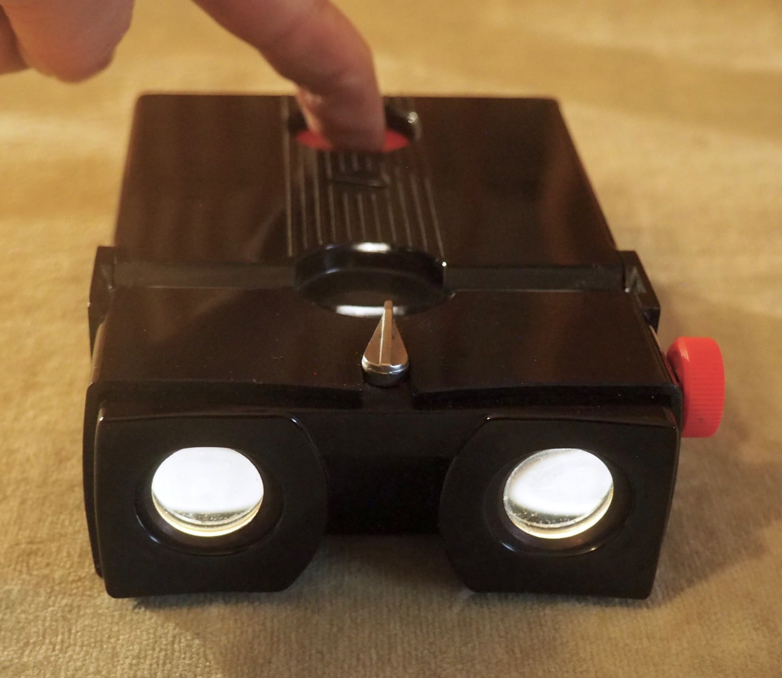 Vintage STEREO REALIST 3-D SLIDE VIEWER, ST-61 - Nice shape! Tested!