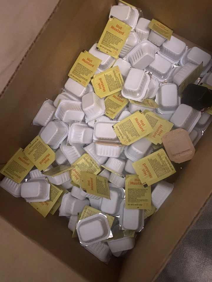 MCDONALD'S McDonald’s Hot Mustard Dipping Sauce (50X)