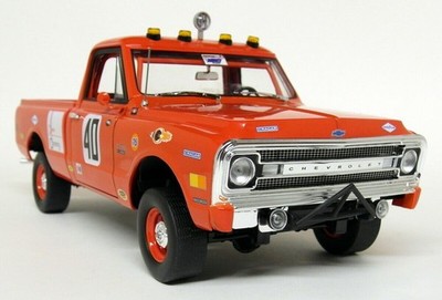 Highway 61 Maßstab 1:18 1969 Chevrolet C10 Baja 1000 Truck Mecum Auktion Modellauto