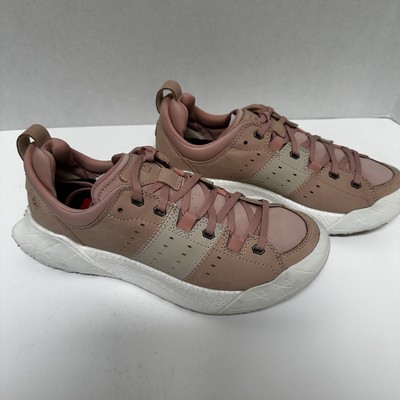 New In Box Deckers X Lab U X-SCAPE NBK 2 Women`s Sneakers US 7.5 Pink