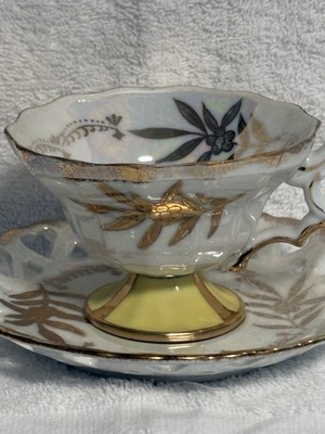 Royal Halsey Tea Cup Saucer Opalescent Reticulated Hearts Yellow Gold Lipper Man