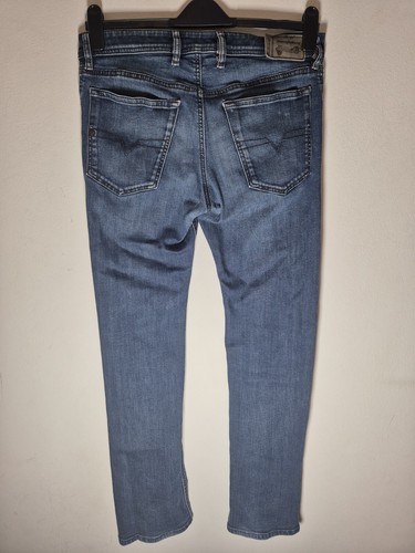 Diesel Waykee Jeans Uomo 31x30 Pantalone Regolare Dritto Bottone Fly Blu - Foto 3 di 5
