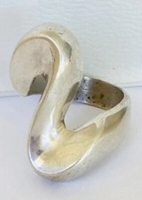 Chunky Vintage Sterling Silver Modernist Abstract Wave Ring Size 10 12.5-Grams