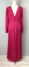 New Vintage Shadowline Nylon Robe