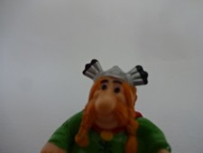 2000 - Seria kolekcjonerska / Asterix i Rzymianie / Majestix "Cienka czarna pióro kasku