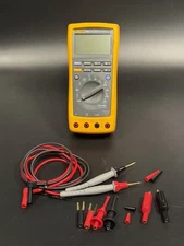 Fluke 189 True RMS Digital Multimeter With New Probe Master Test Leads - MINT
