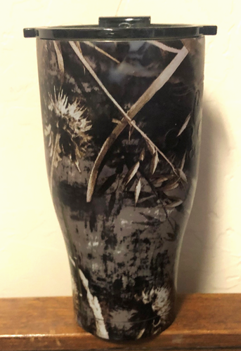 ORCA 27 OZ CAMOUFLAGE INSULATED CHASER TUMBLER