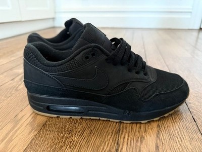 Nike Air Max 1 Black Gum - New condition - Mens size 9.5 - Rare