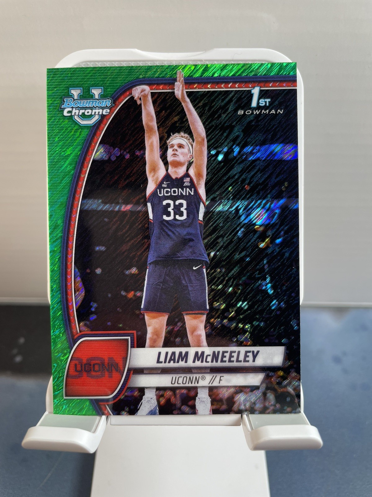 2024-25 Bowman U Chrome Liam McNeeley #52 Green Shimmer Refractor 1st Bowman 