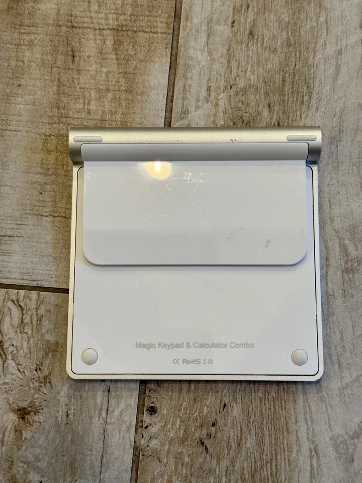 Teclado numérico inalámbrico portátil teclado numérico financiero para Mac con pantalla - usado en excelente estado Foto 4 de 4