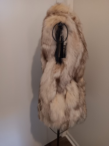 Dasco Vintage Women's Fur Vest EUC 2 Clip Closure No Size Unknown Fur Type - Picture 7 of 10