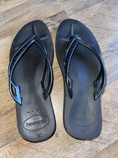 Havaianas Women  s Black Thong Flip Flop Sandals Slip-On Logo EU 40