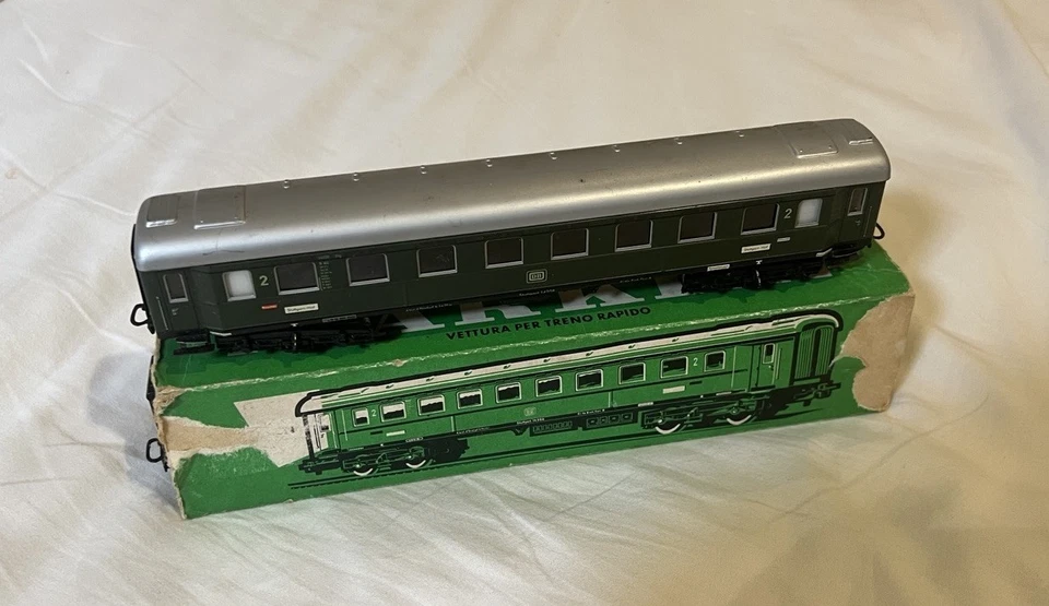 Marklin Express Coach 4052 Green 50s Vintage With Box - Image 2 of 4
