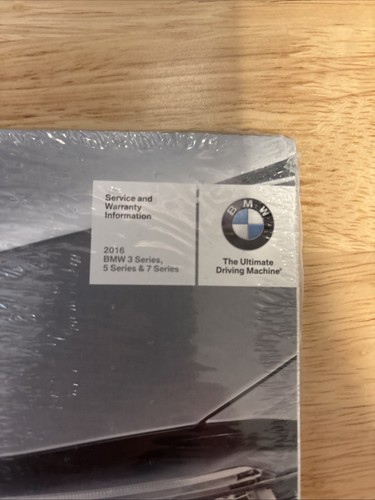 2016 BMW 3 Series Owners Manual With Case OEM - 第 3/5 張圖片