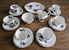 A Royal Standard "Red Velvet" bone china 21 piece Tea Set