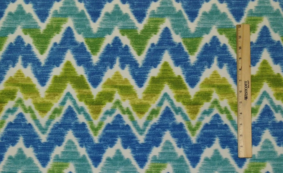 TELA EXTERIOR CHEVRON PUNTO LLAMA AZUL ISLA MILL CREEK TIAGO POR YARDA 54"W Foto 2 de 4