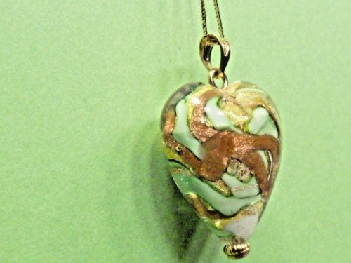 (B6) Beautiful Italian Murano Glass Heart w/ 14K Findings and 14K Chain - New - Picture 5 of 10