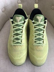 kobe 11 grinch