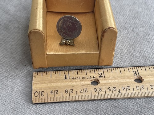 Ideal Petite Princess Dollhouse Furniture GOLD Satin Guest Chair missing seat - Picture 10 of 11