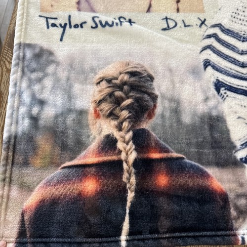 Taylor Swift Fleece Blanket Throw Album Backdrop Super Soft 47” X 57” - Picture 6 of 15