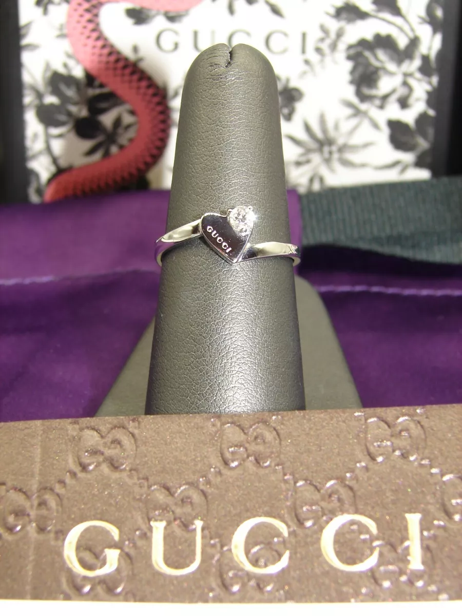 Gucci gold shop heart ring