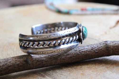 Cerrillos Turquoise & Sterling Silver Cuff Bracelet Navajo - Picture 3 of 6