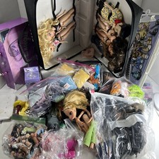 bratz doll lot 22 Doll Plus More Cases Lil Bratz