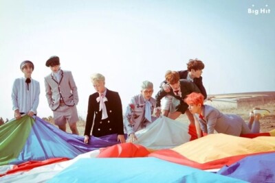 BTS YOUNG FOREVER Special Album 2CD+Photo Book+Card+Poster+GIFT