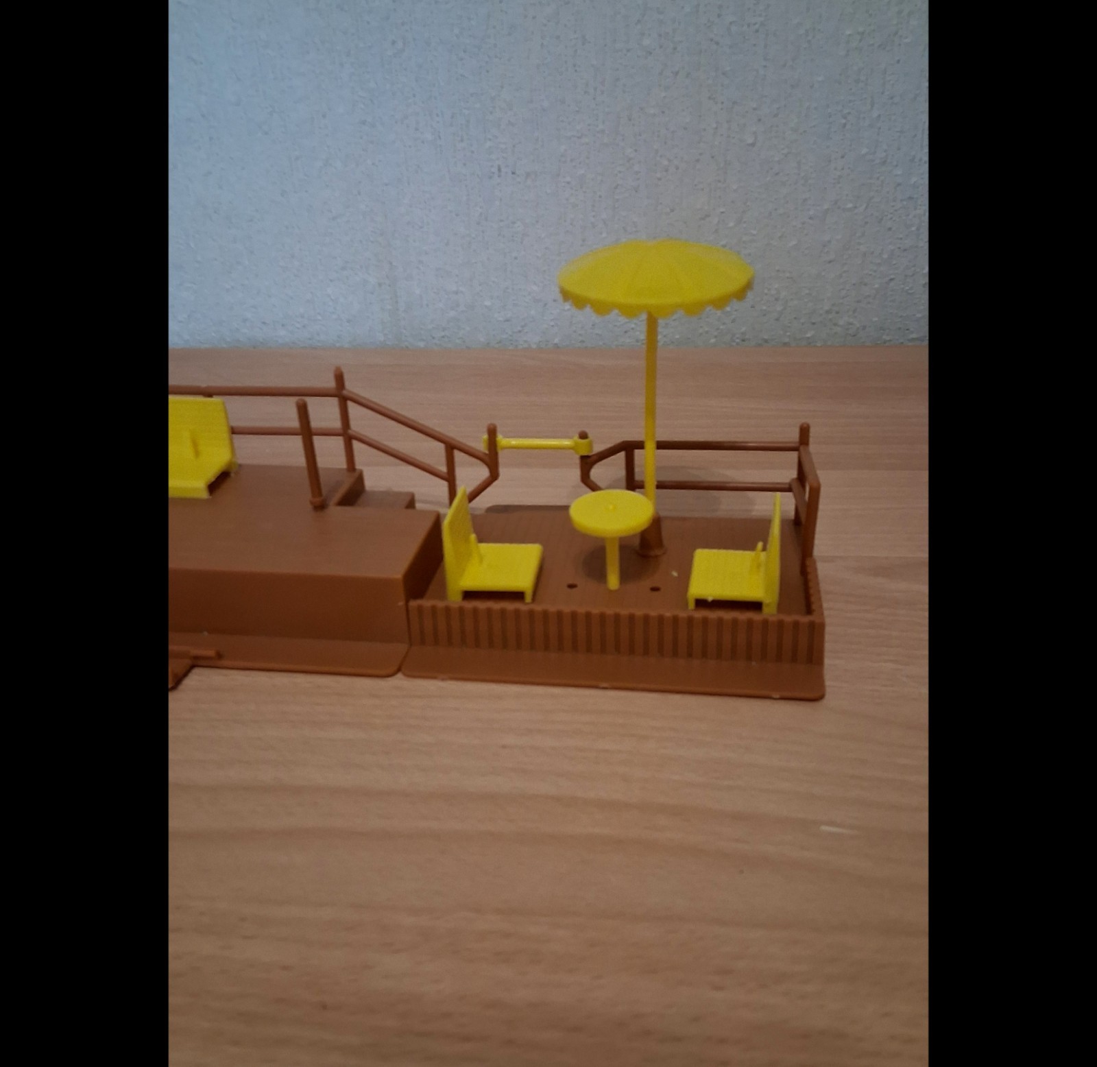 Picture 2 of 4