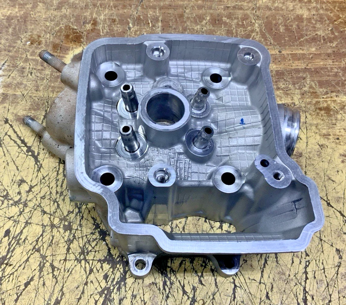 Motorcycle Cylinder Heads & Valve Covers for Honda CRF150R for