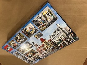 LEGO Creator Expert: Parisian Restaurant (10243)-Brand New In Factory Sealed Box