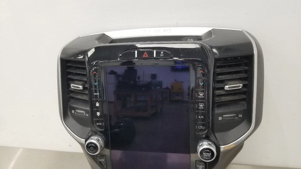 22 DODGE RAM 2500 RÁDIO ÁUDIO AC DISPLAY DE CONTROLE DE TEMPERATURA 12" 68526609AB - Imagem 4 de 4