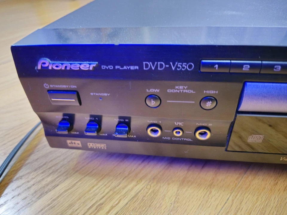 Pioneer Karaoke Player DVD-V550 AC110V NTSC Powers On Does Not Read Discs READ! - Image 3 of 4