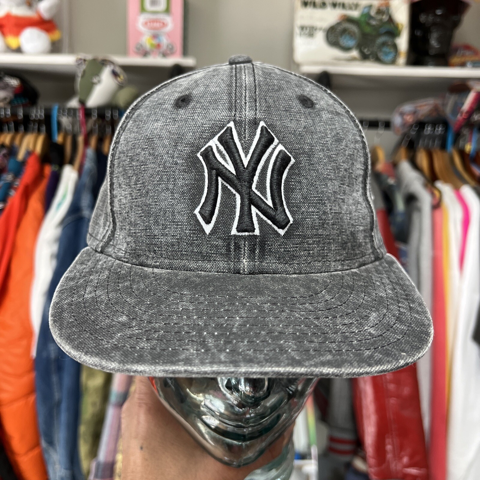 New Era 59fifty New York Yankees Black Acid Wash Fitted Hat 7 3/8 Low Profile
