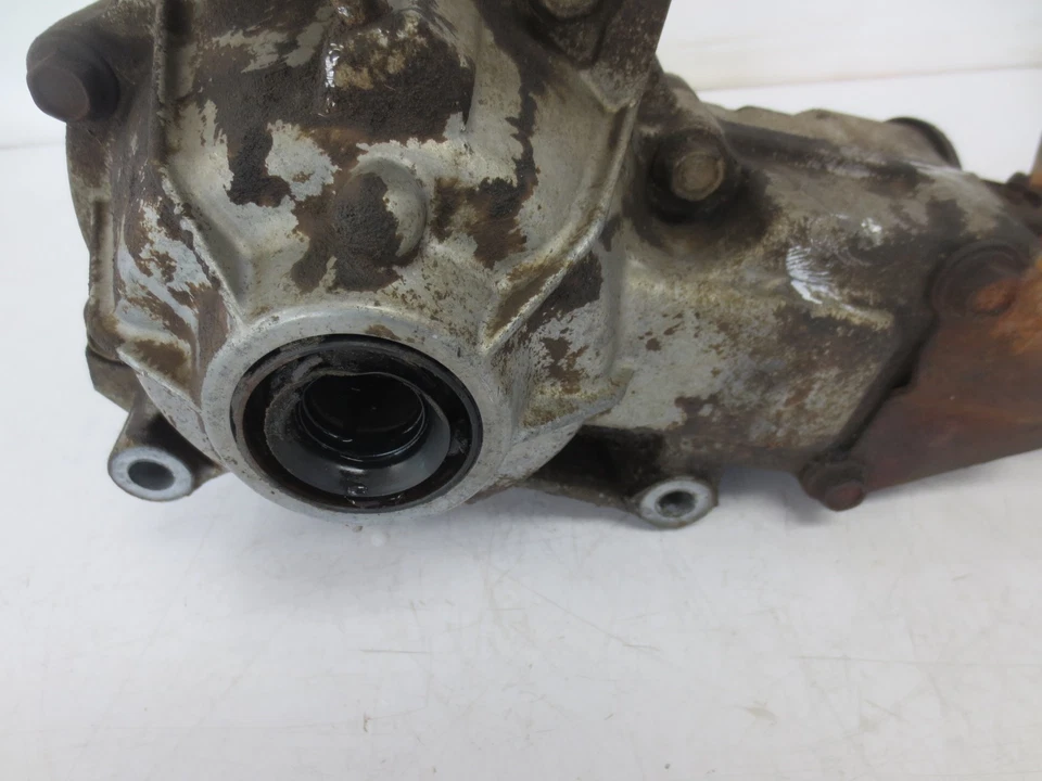 Suzuki Eiger 400 2005 4x4 automático usado OEM extremo diferencial delantero Foto 2 de 4