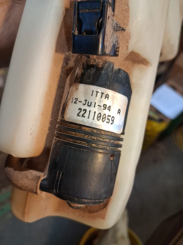 Toyota Pickup 4Runner 1989-1995 lavadora botella de líquido depósito bomba única Foto 3 de 4